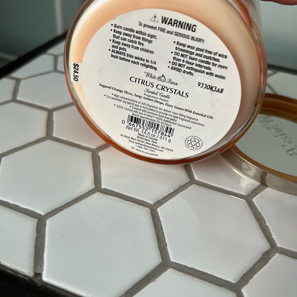 NEW White Barn Bath & Body Works CITRUS CRYSTALS 3 Wick Candle 14.5 oz - Picture 4 of 4